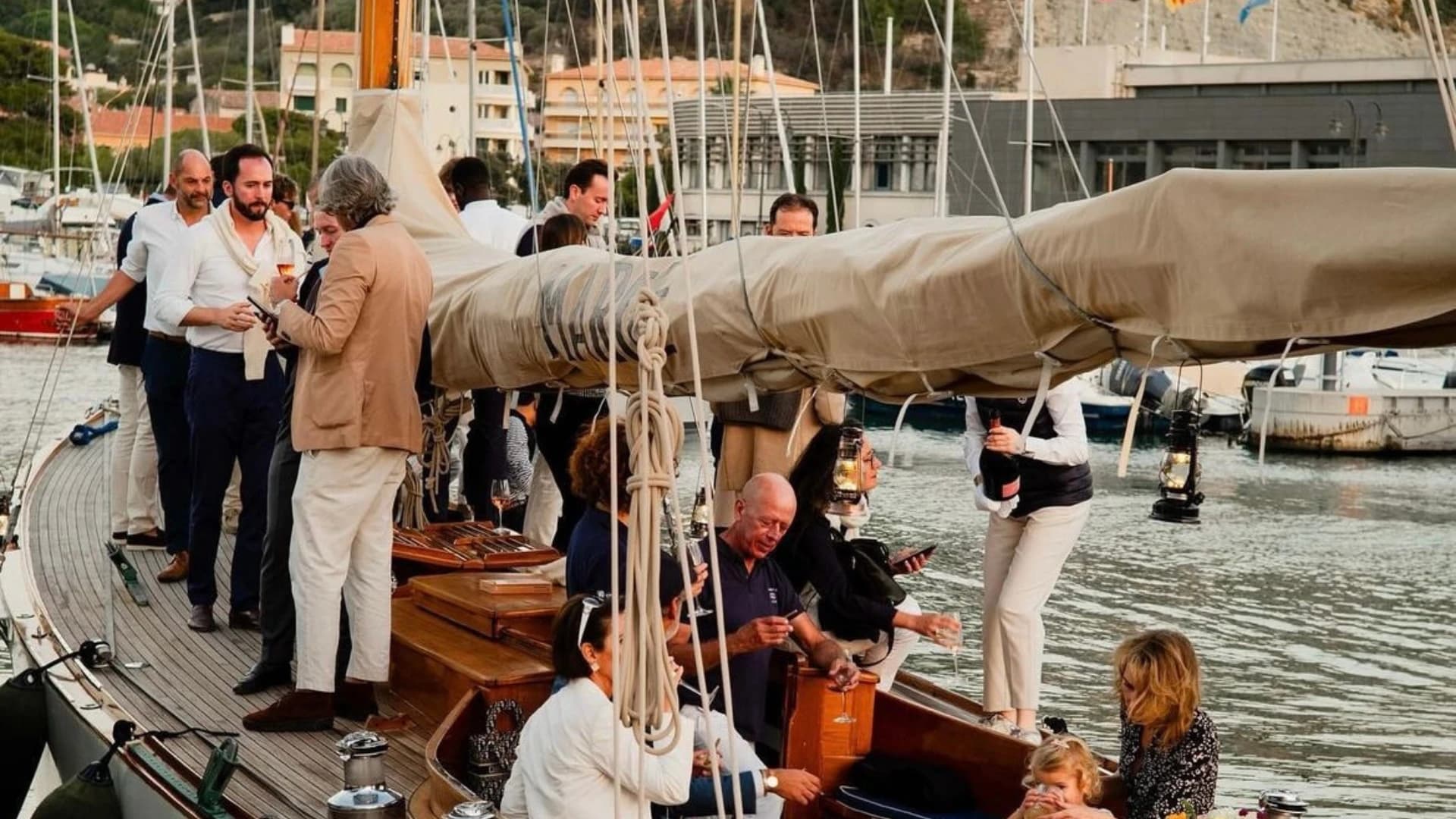 Sailing Boat Experience in Tuscany