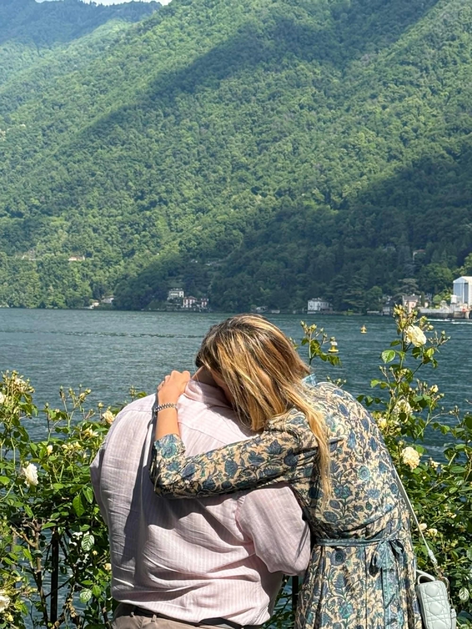 Tour in Supercar sul Lago di Como con Pranzo