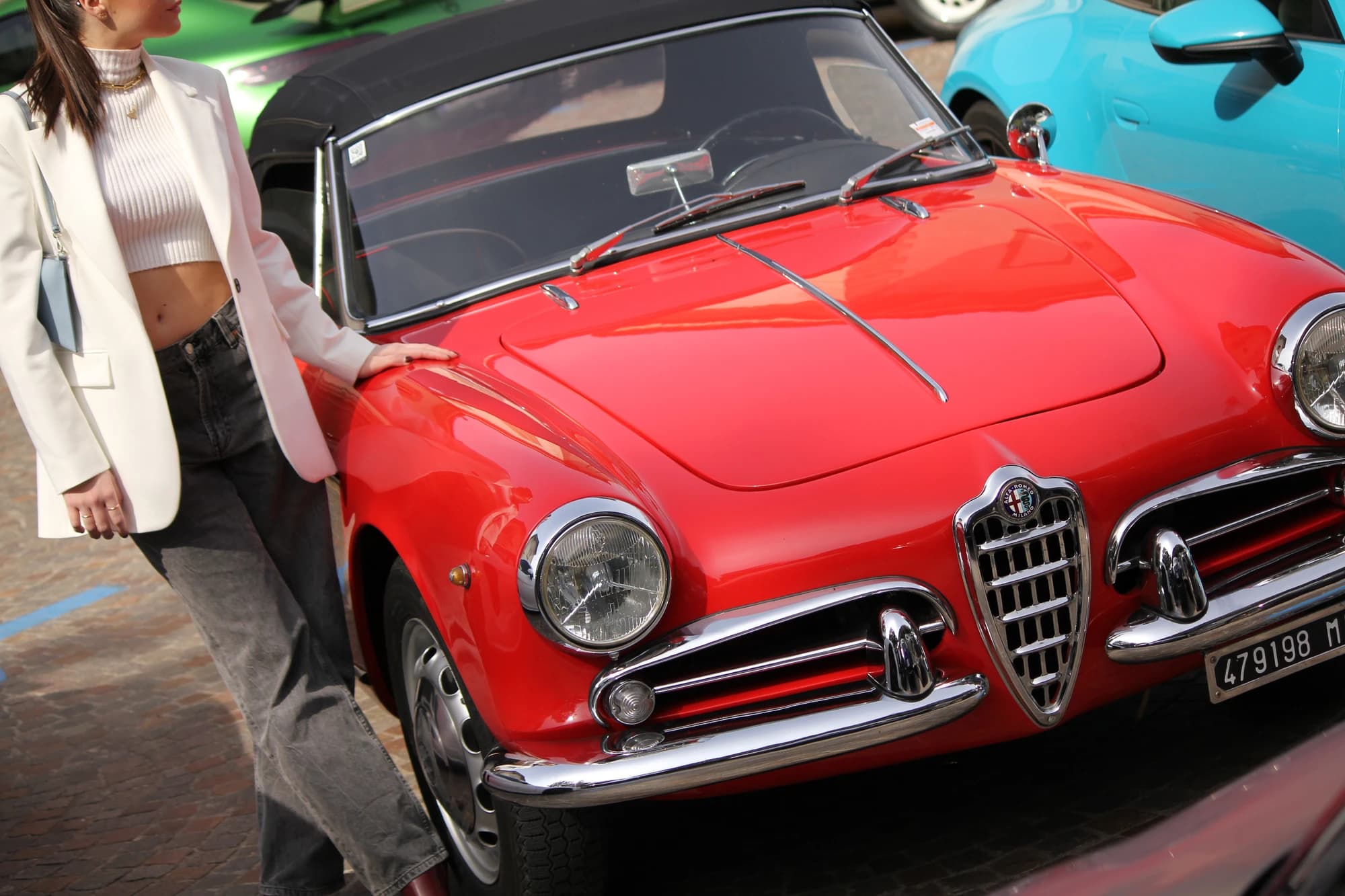 Vintage cars Tour Experience in Lake Como with Lunch